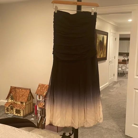 bcbg black and beige dress BCBGMaxazria Size 4P Vanessa Black Silk One-Shoulder Dress main image 1
